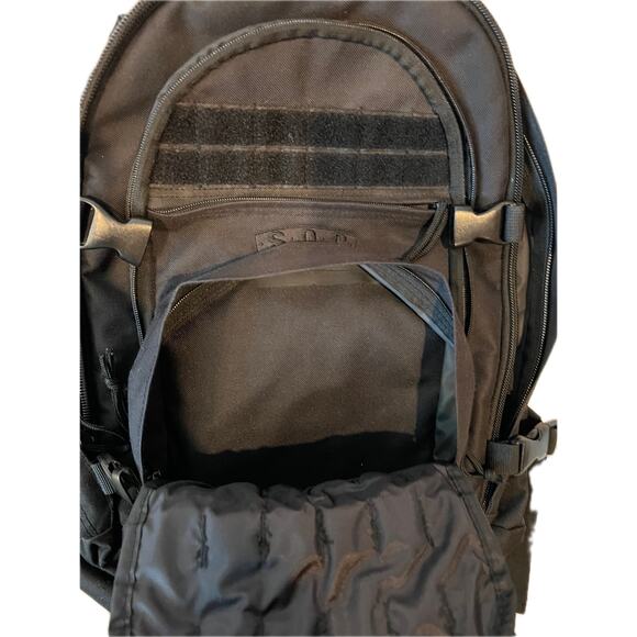 Sandpiper o California Tactical Backpack - Picture 3 of 5